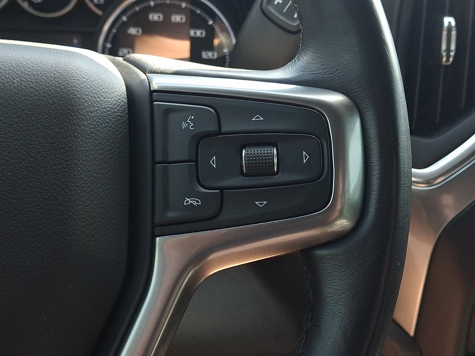 Used 2021 Chevrolet Silverado 1500 LT Trail Boss w/ Convenience Package II AWD/4WD image 26