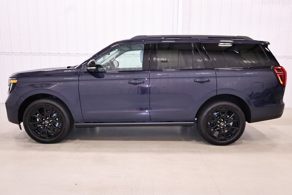 Certified 2027 Ford Expedition Platinum AWD/4WD image 7