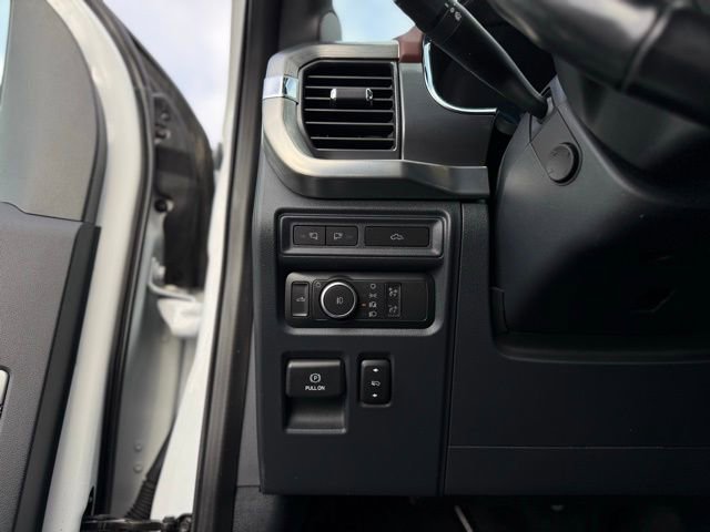 Certified 2022 Ford F150 Lariat w/ Equipment Group 502A High image 16