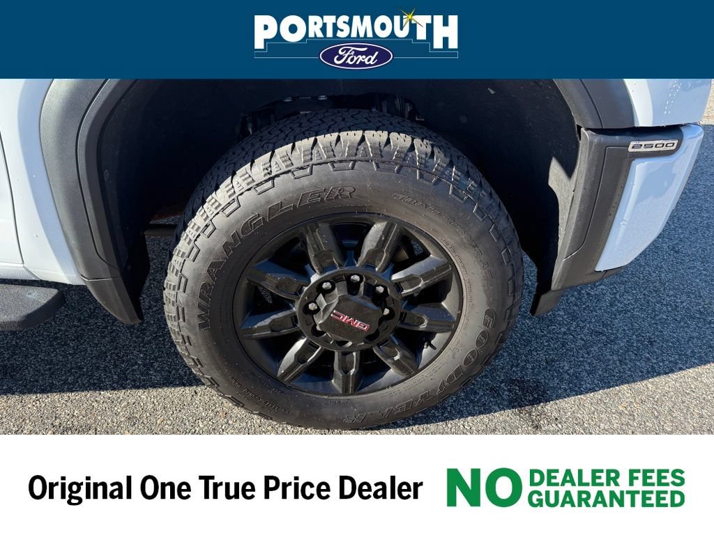 Used 2024 GMC Sierra 2500 AT4 w/ AT4 Premium Plus Package AWD/4WD image 41