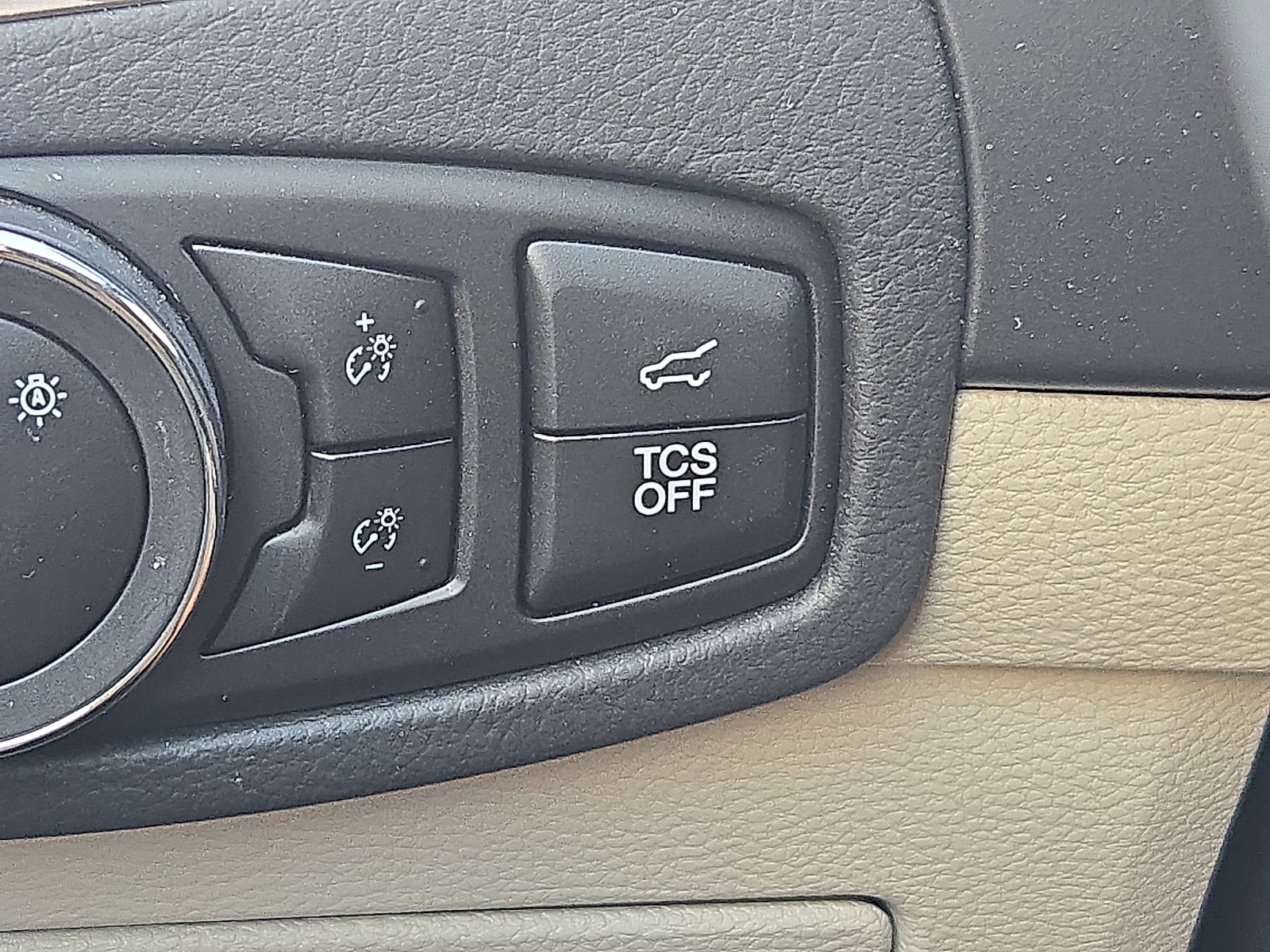 Certified 2024 Ford Edge Titanium image 20