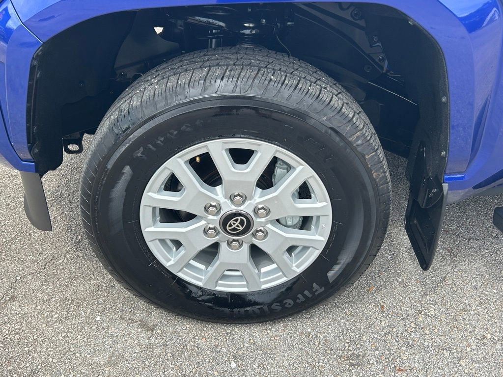 Used 2025 Toyota Tacoma SR5 RWD image 16