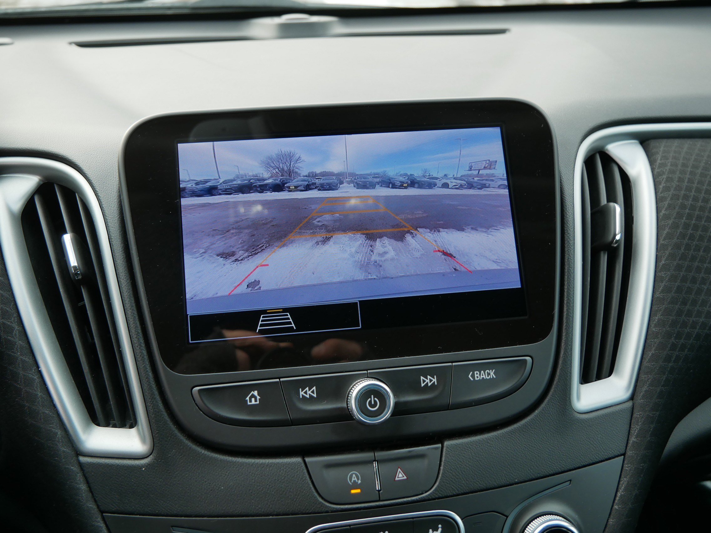 Used 2024 Chevrolet Malibu LT image 30