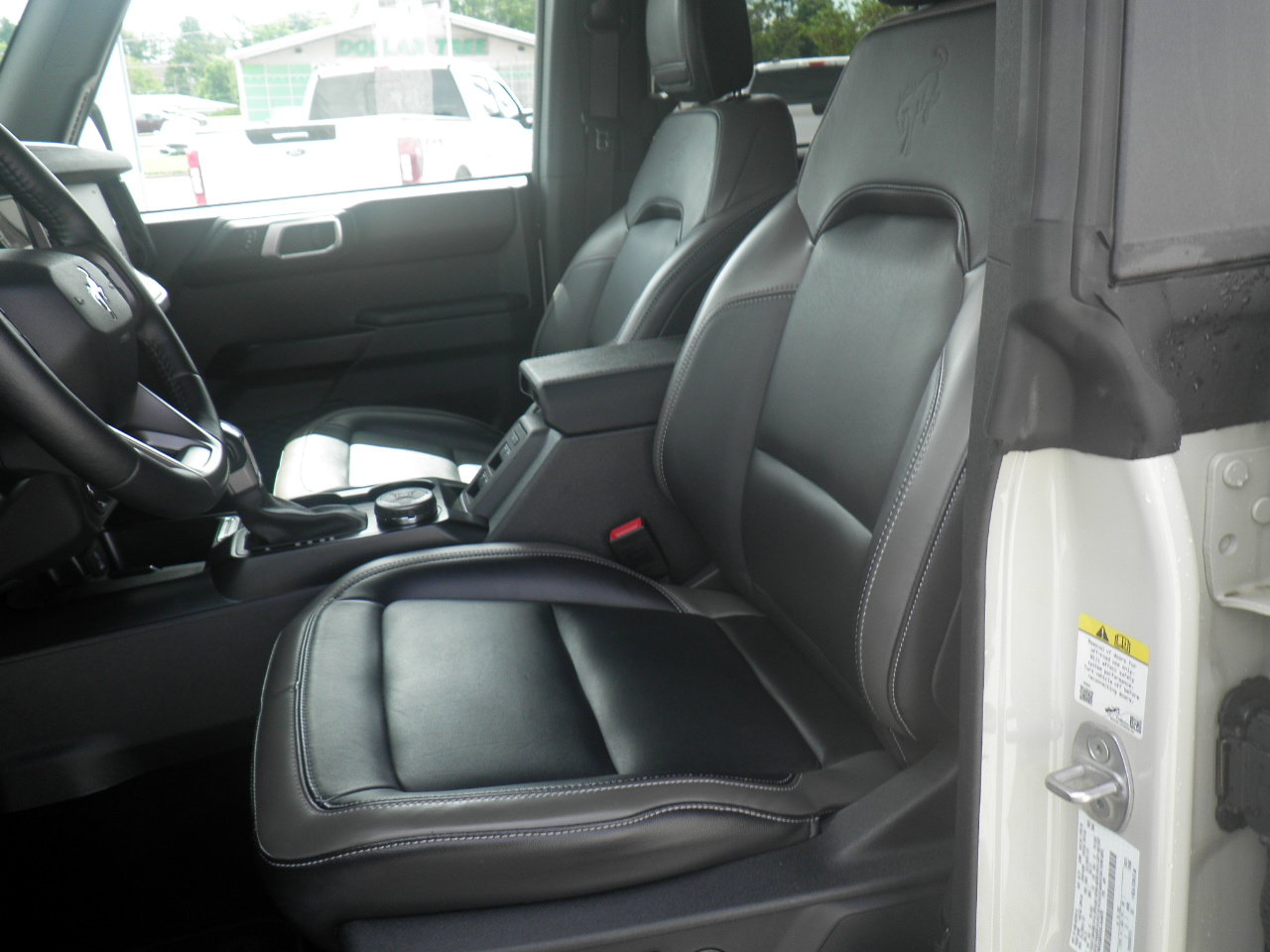 Certified 2025 Ford Bronco Outer Banks AWD/4WD image 14