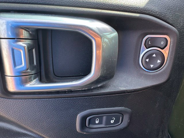 Used 2022 Jeep Wrangler Unlimited Sport AWD/4WD image 16
