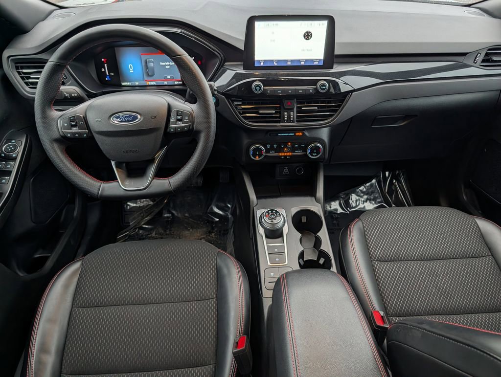 Certified 2025 Ford Escape ST-Line AWD/4WD image 13