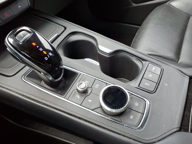 Used 2024 Cadillac XT4 Premium Luxury AWD/4WD image 32