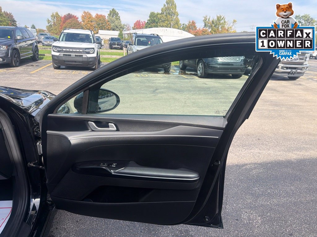 Used 2022 Kia K5 LXS AWD/4WD image 25