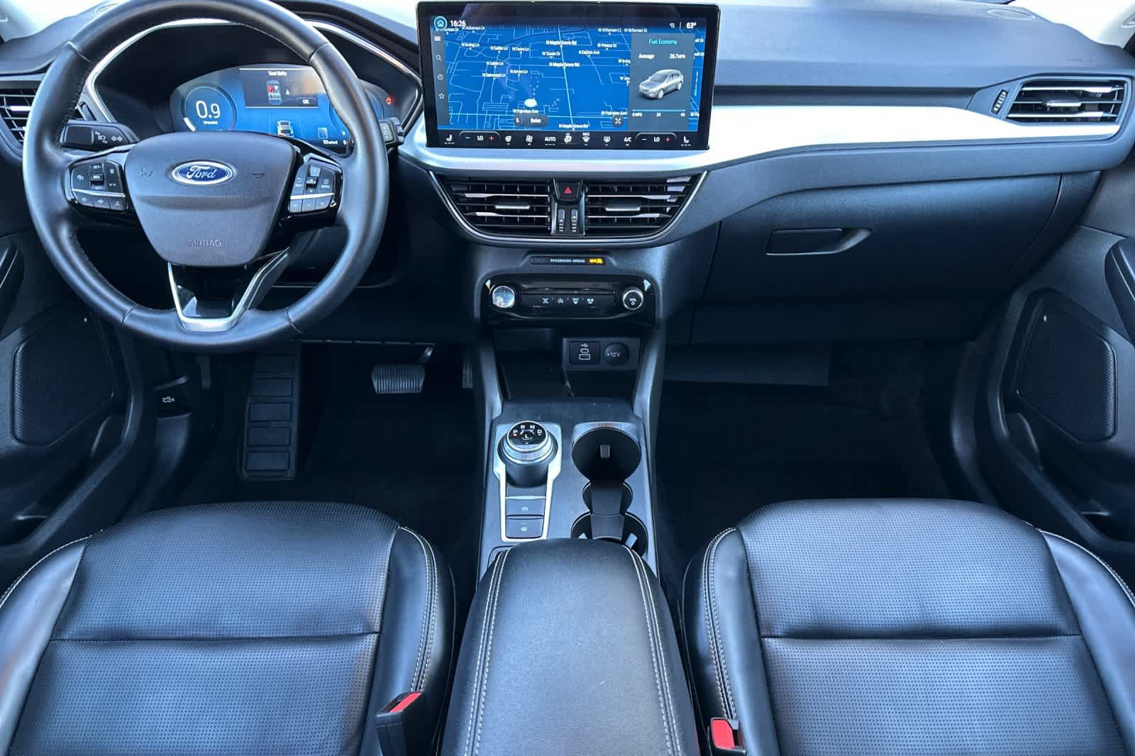 Certified 2025 Ford Escape Platinum AWD/4WD image 3