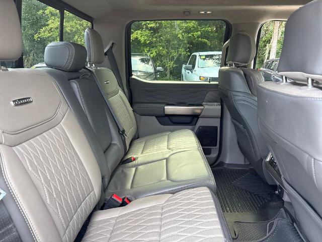 Certified 2025 Ford F250 Platinum w/ Platinum Plus Package AWD/4WD image 31