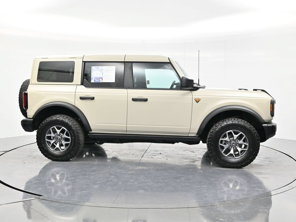 Certified 2025 Ford Bronco Badlands AWD/4WD image 4
