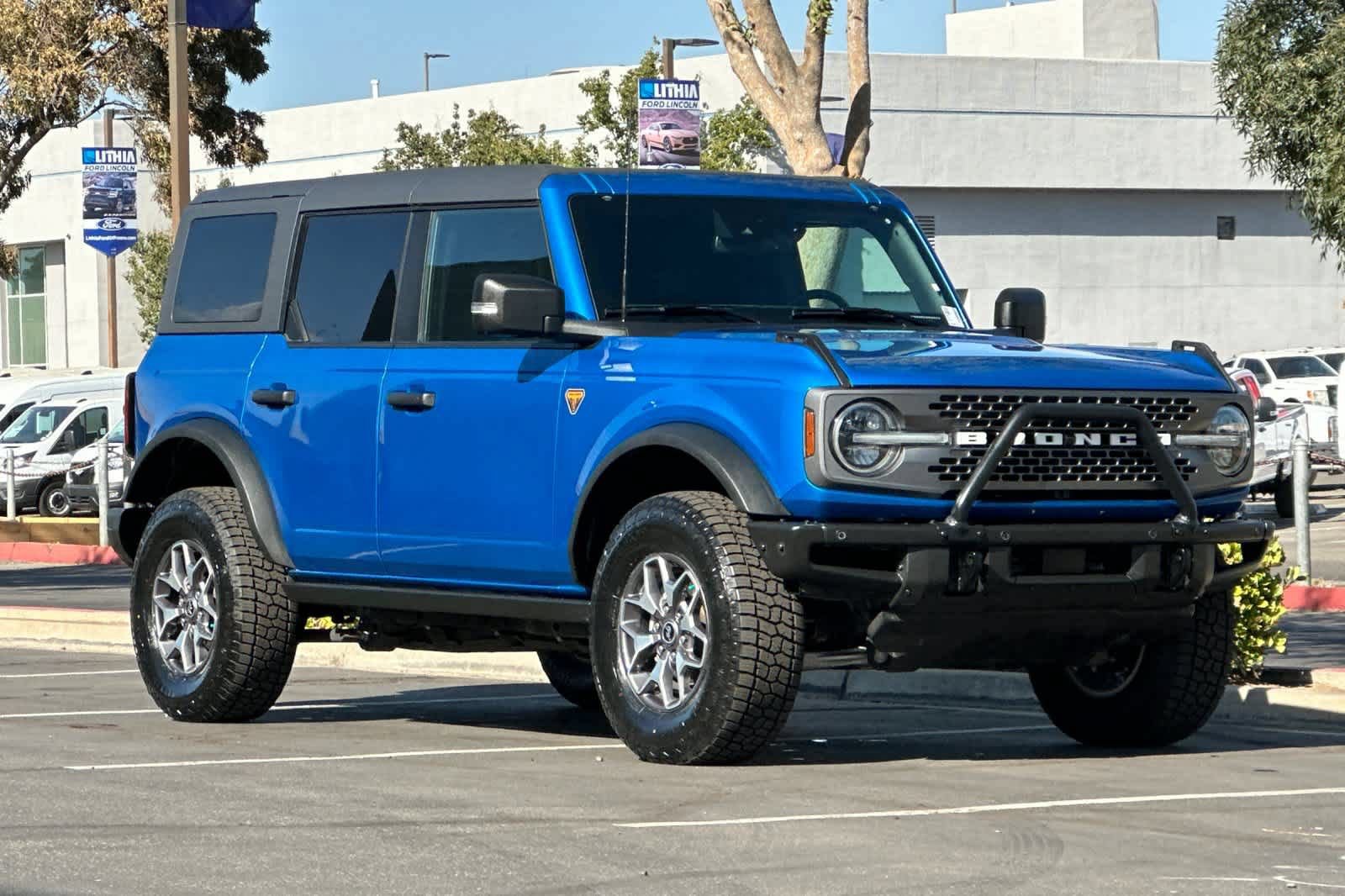 Certified 2023 Ford Bronco Badlands AWD/4WD image 10