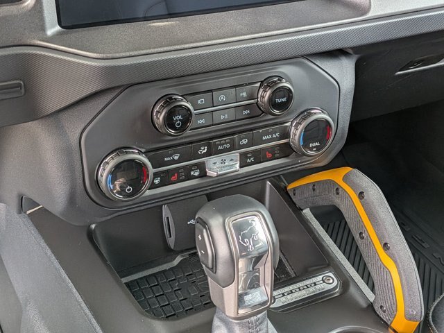 Certified 2024 Ford Bronco Badlands AWD/4WD image 20