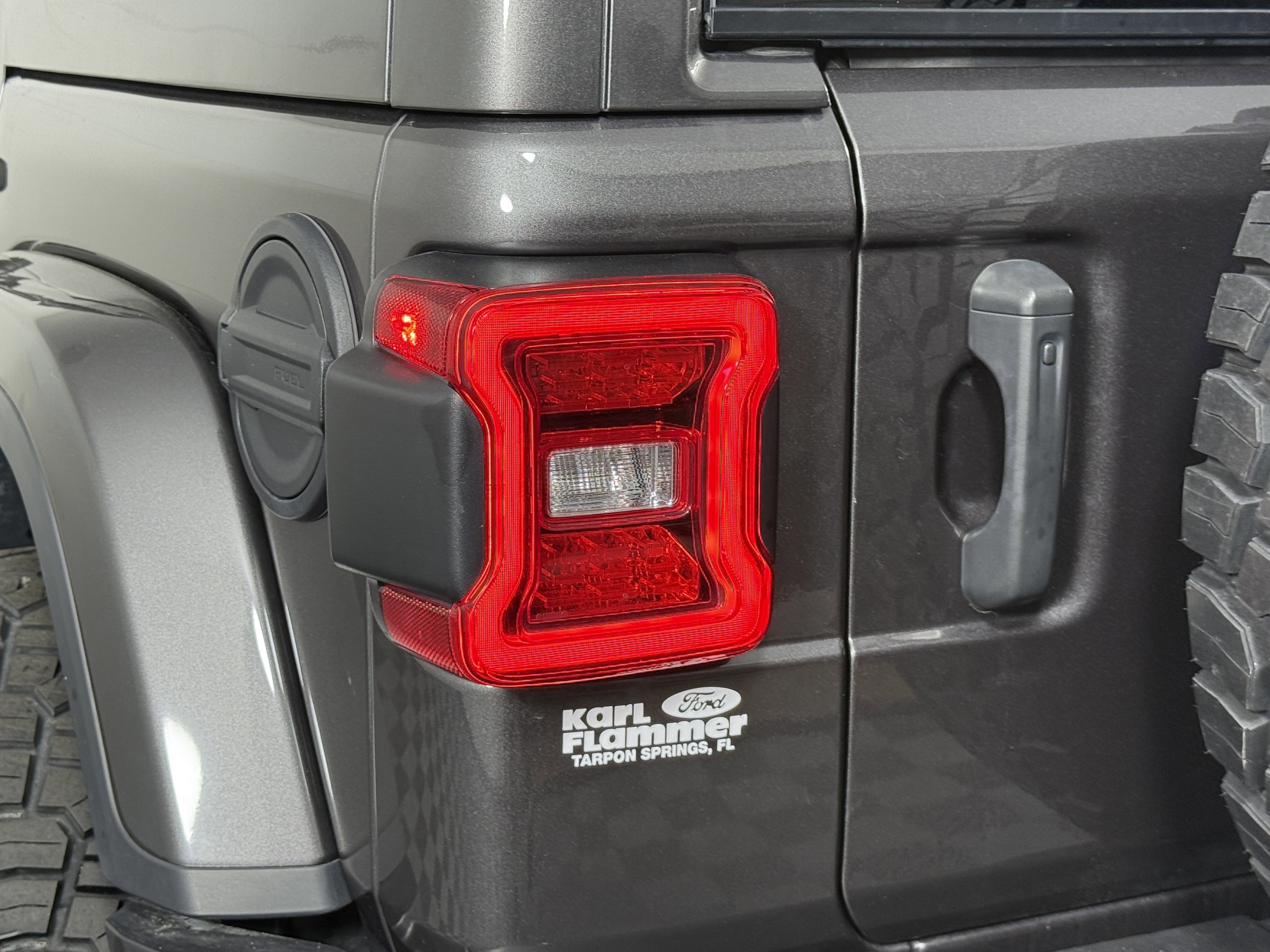 Used 2022 Jeep Wrangler Unlimited Sahara image 8