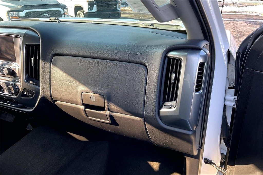 Used 2018 Chevrolet Silverado 1500 LT w/ All Star Edition image 14