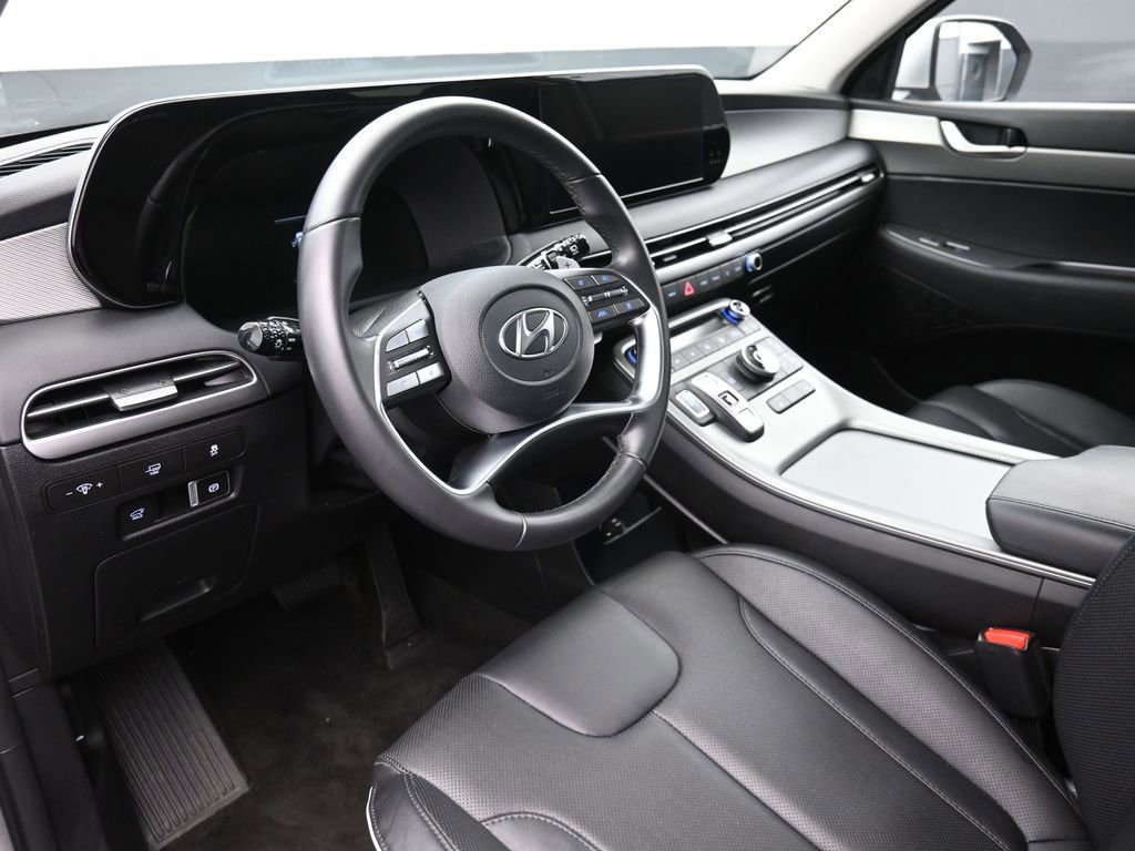 Used 2025 Hyundai Palisade SEL image 17