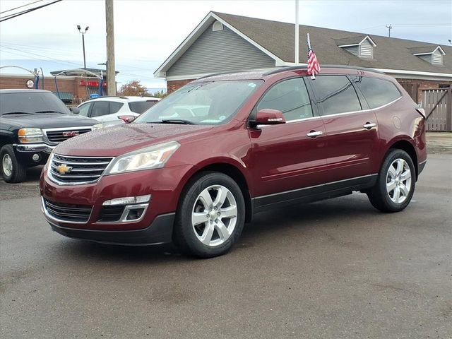 Used 2017 Chevrolet Traverse LT w/ Style and Technology Package