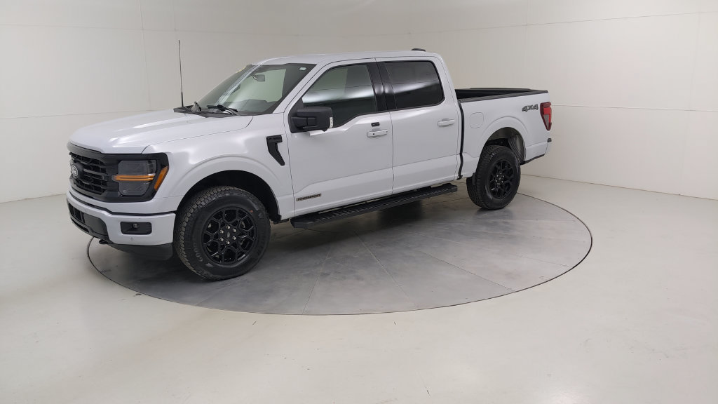Certified 2025 Ford F150 XLT w/ Equipment Group 302A MID AWD/4WD image 19