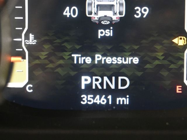 Used 2022 Jeep Wrangler Unlimited Sahara image 12