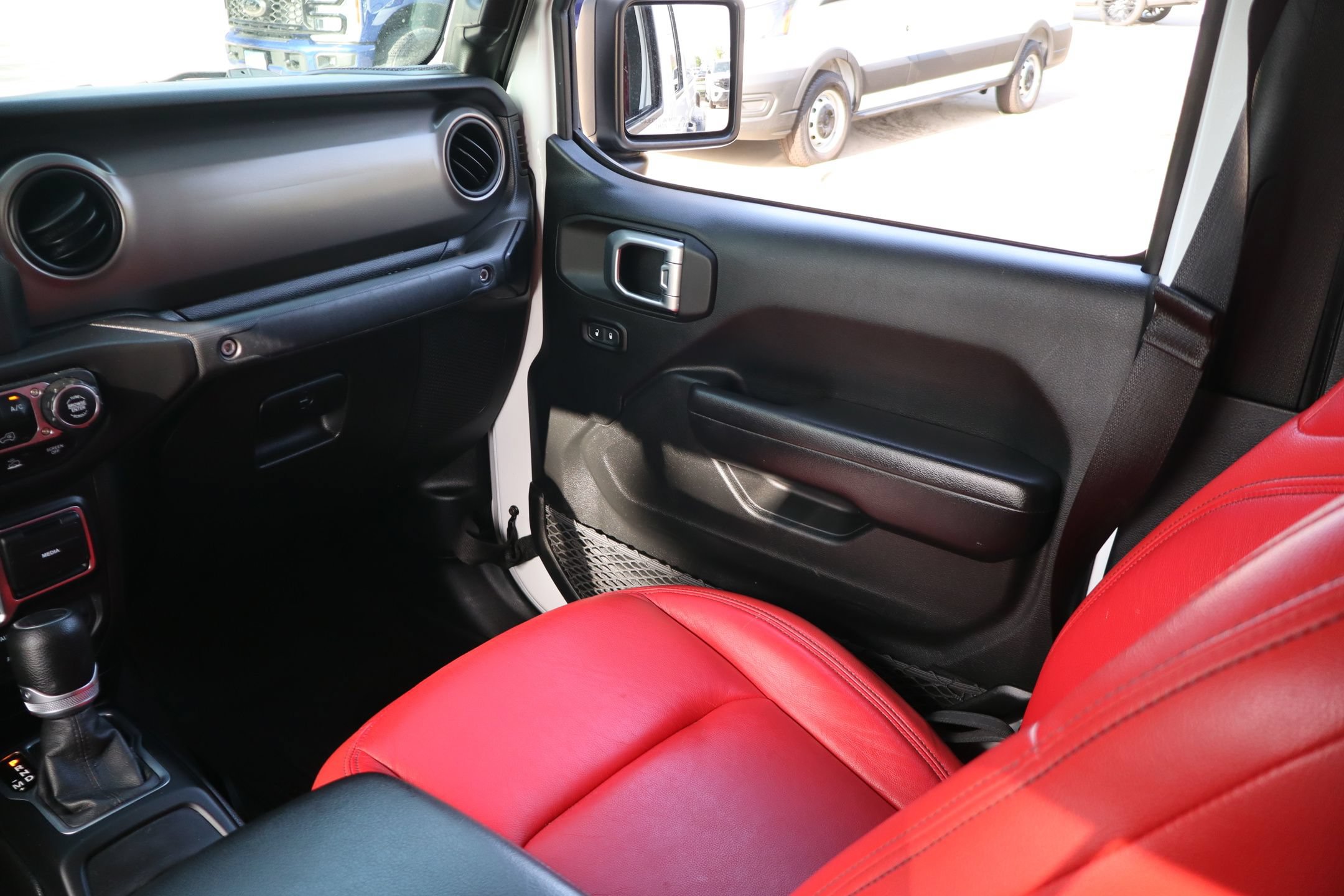 Used 2020 Jeep Gladiator Sport w/ Quick Order Package 24S AWD/4WD image 24