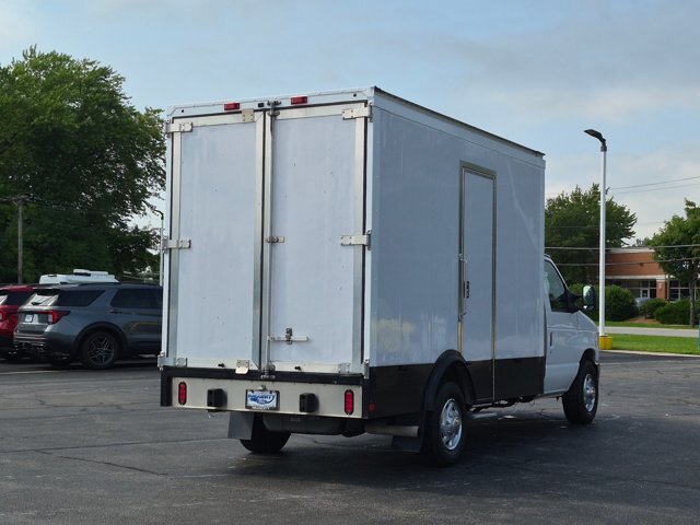 Certified 2024 Ford E-350 and Econoline 350 Super Duty w/ Power Windows & Locks Group RWD image 5