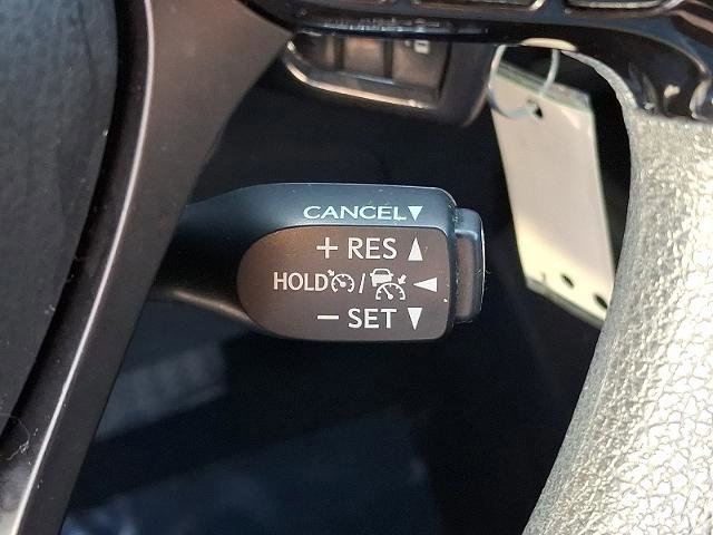 Used 2020 Toyota C-HR LE image 23