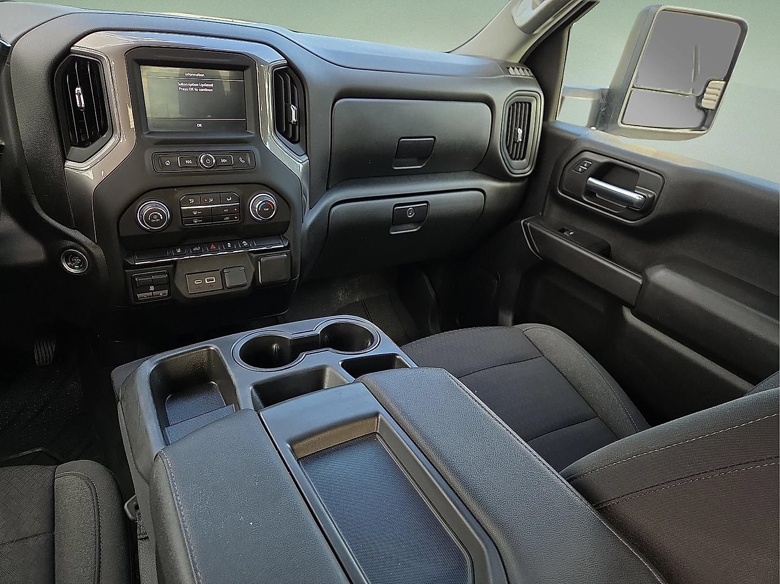 Used 2024 Chevrolet Silverado 2500 Custom w/ Custom Convenience Package AWD/4WD image 12