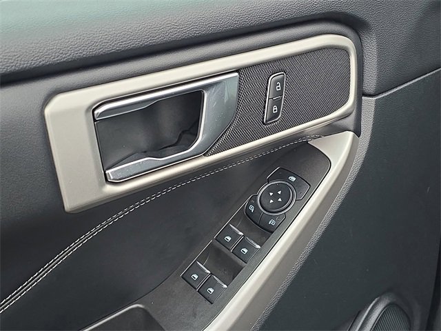 Certified 2024 Ford Explorer XLT image 12