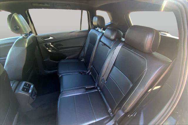 Used 2021 Volkswagen Tiguan SE R-Line AWD/4WD image 21