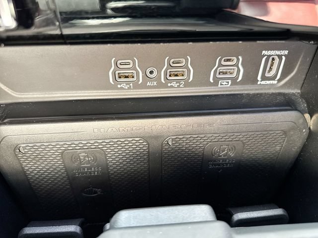 Used 2025 RAM 1500 Limited AWD/4WD image 21