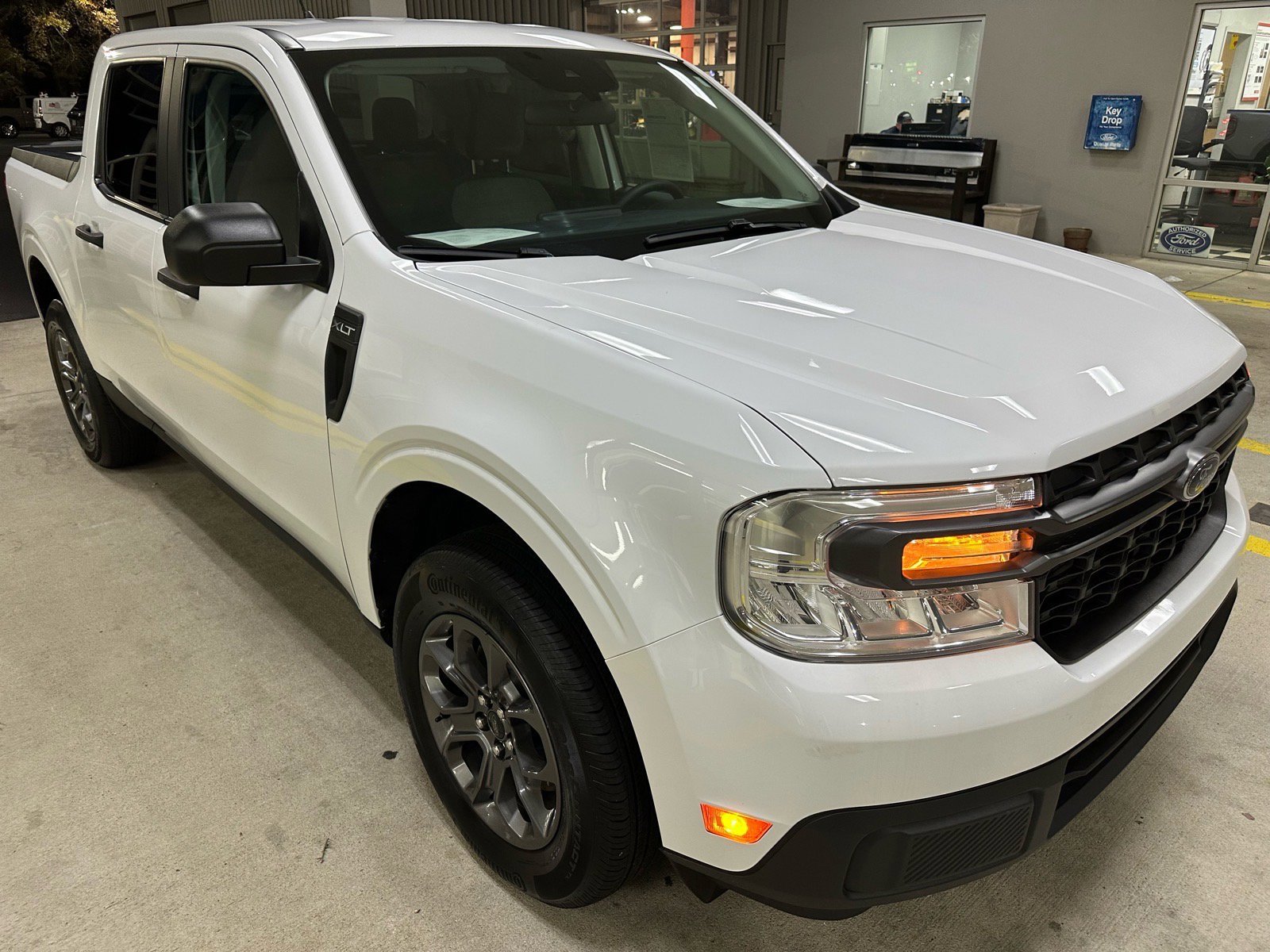 Certified 2024 Ford Maverick XLT image 6