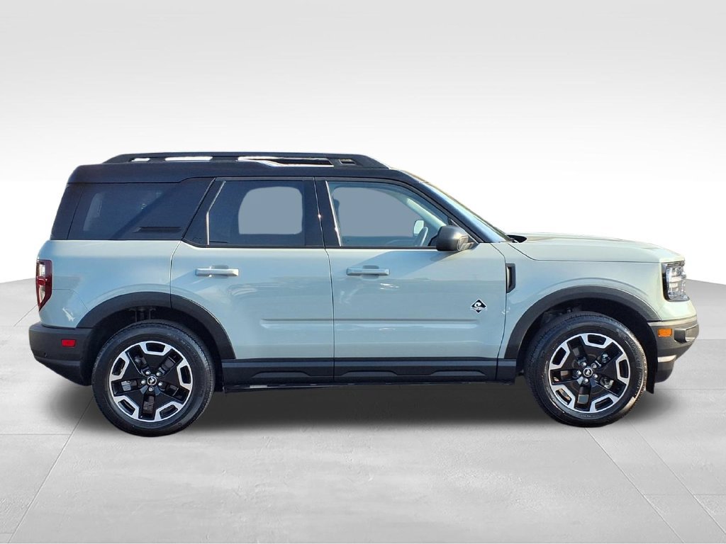 Certified 2024 Ford Bronco Sport Outer Banks w/ Tech Package AWD/4WD image 9