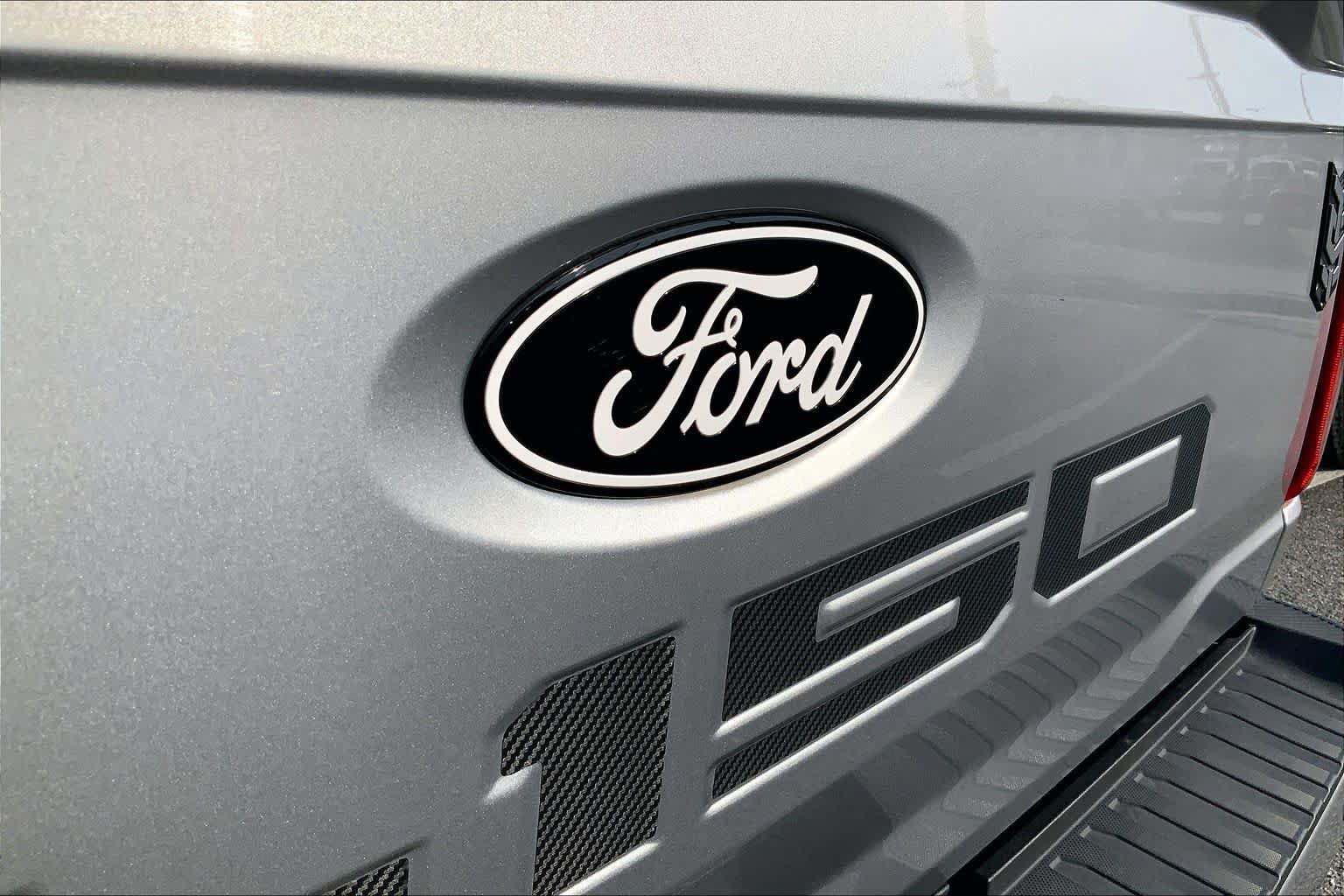 Certified 2024 Ford F150 XLT w/ Equipment Group 302A MID AWD/4WD image 30