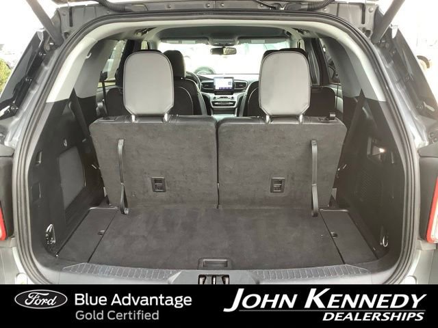 Certified 2023 Ford Explorer XLT w/ Equipment Group 202A image 32