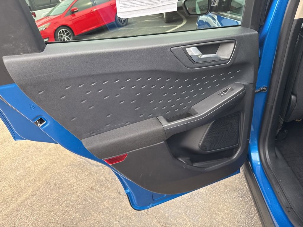 Certified 2020 Ford Escape SE Sport image 24