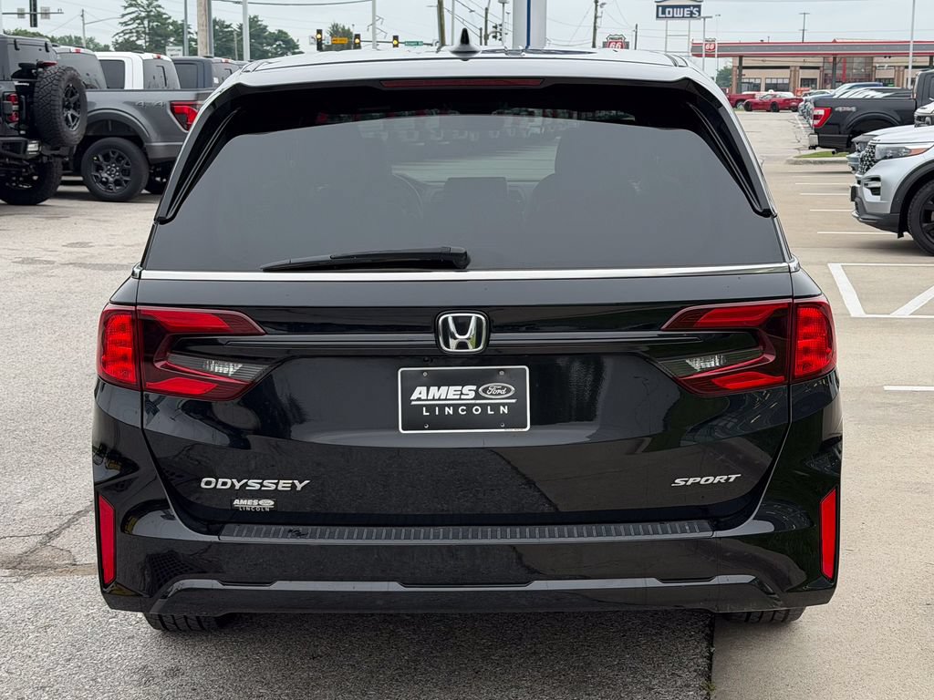 Used 2025 Honda Odyssey Sport-L image 5