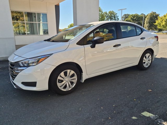 Used 2025 Nissan Versa S w/ Trunk Package FWD image 8