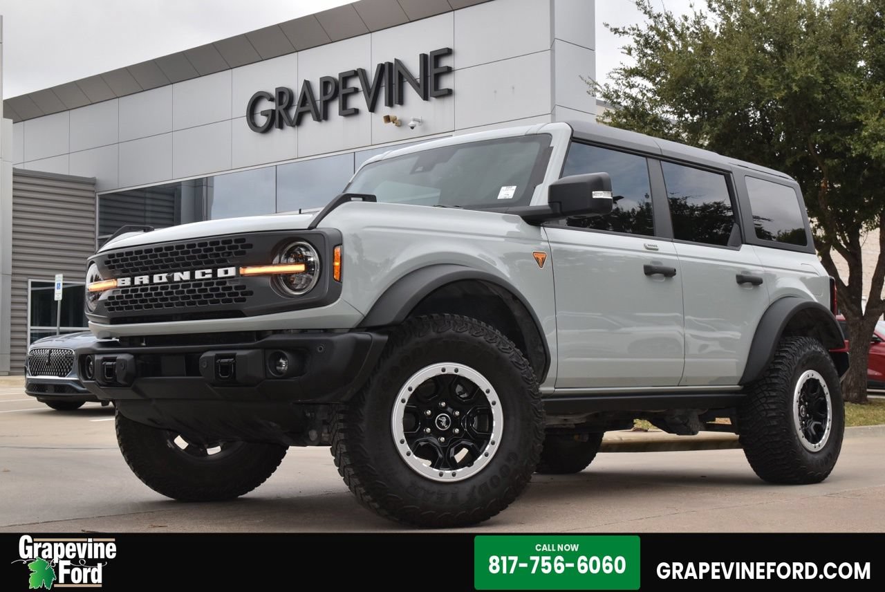 Certified 2023 Ford Bronco Badlands w/ Sasquatch Package