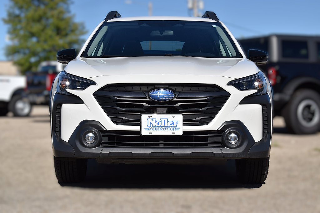 Used 2024 Subaru Outback Premium AWD/4WD image 2