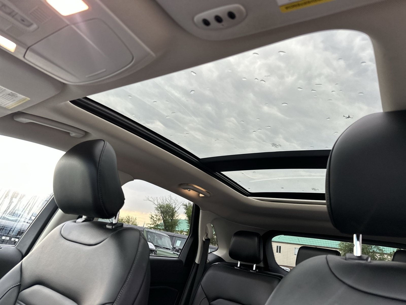 Certified 2019 Ford Edge SEL w/ Equipment Group 201A AWD/4WD image 25