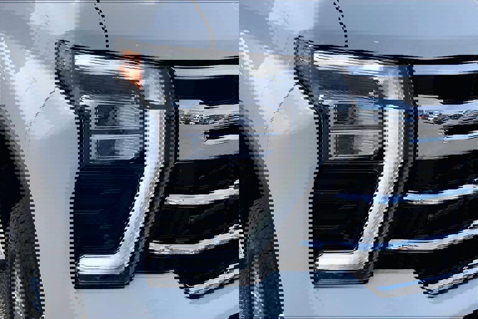 Used 2025 Chevrolet Silverado 2500 LTZ w/ LTZ Premium Package image 27