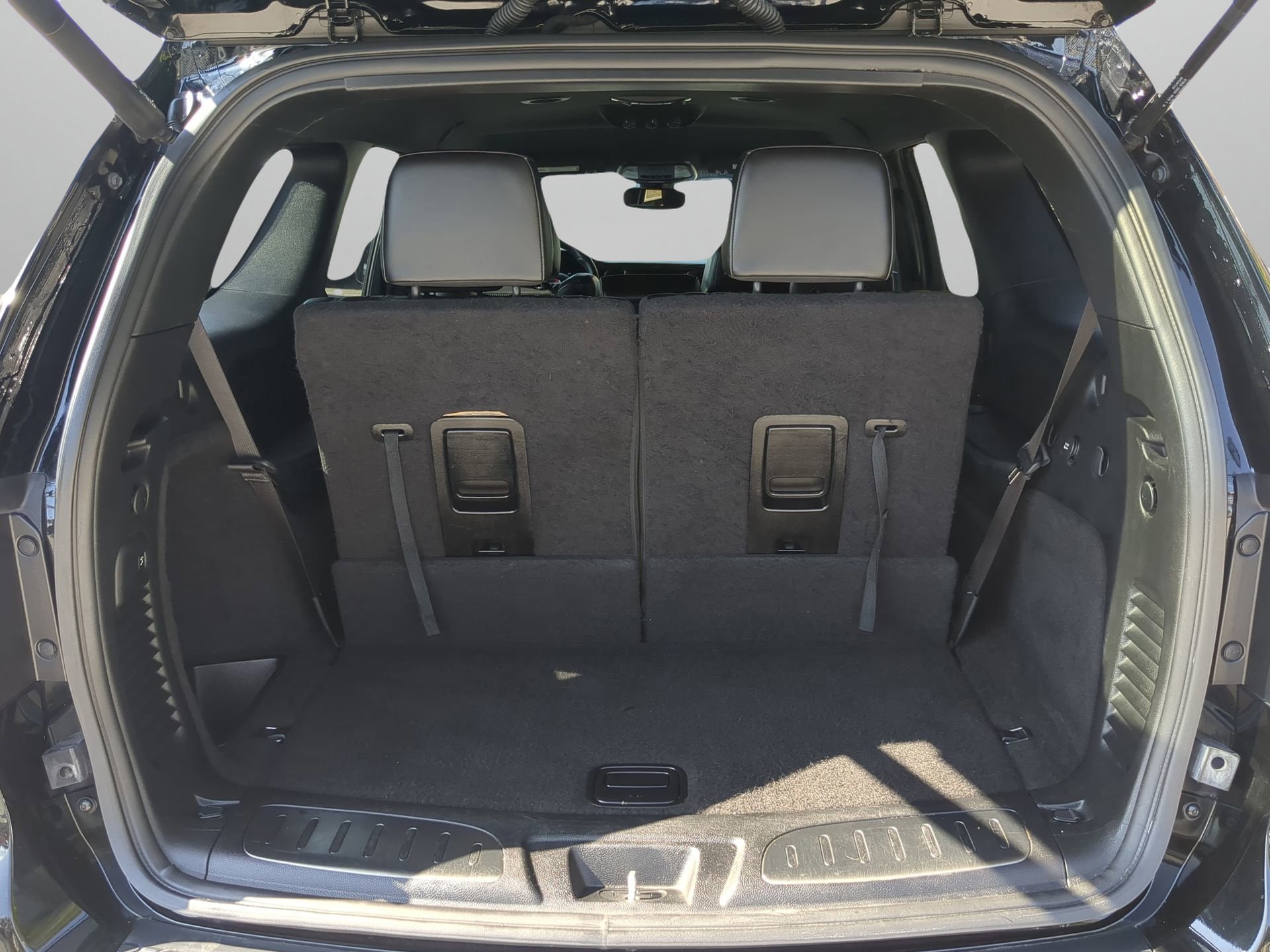 Used 2021 Dodge Durango GT image 38