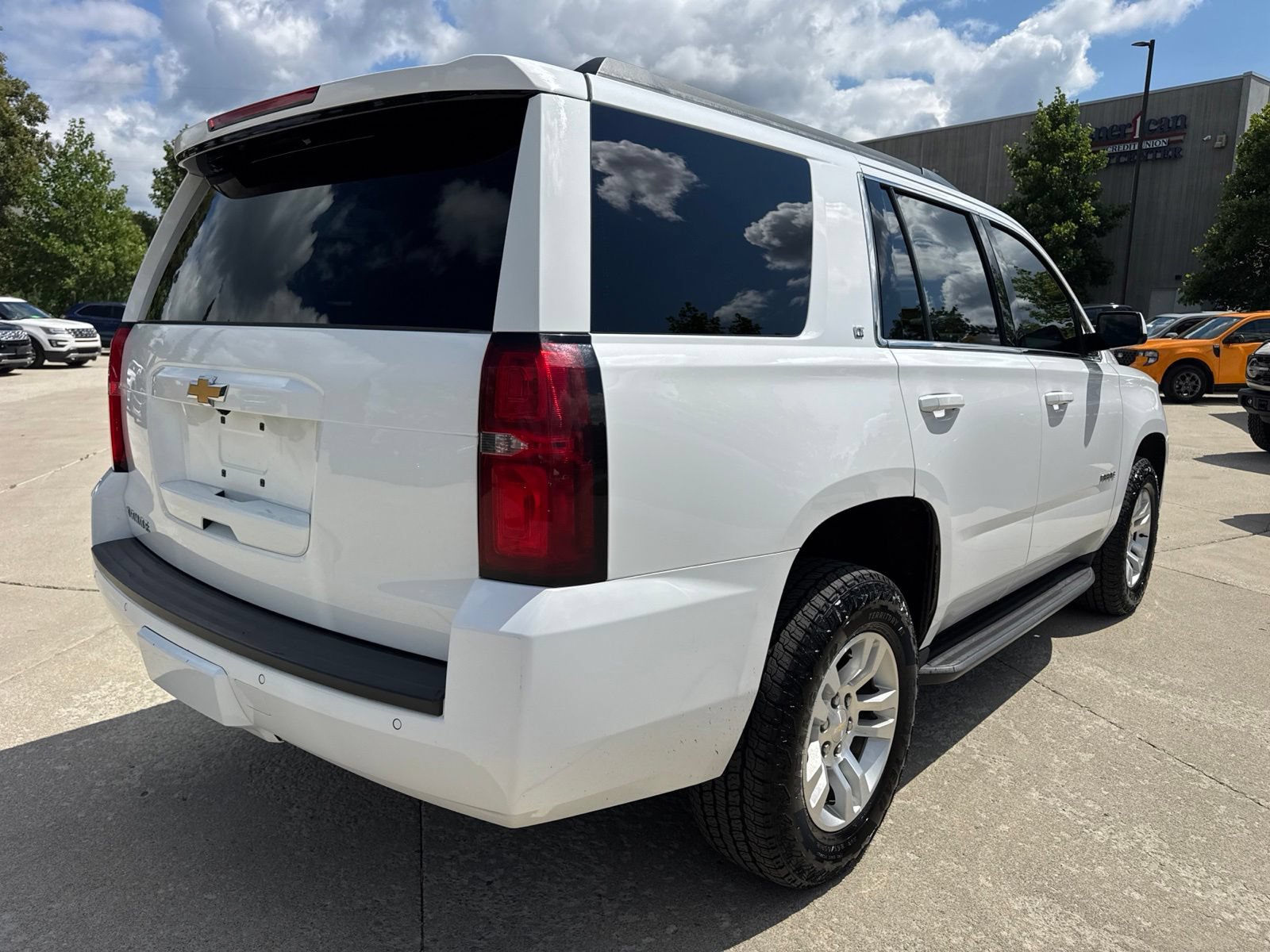 Used 2019 Chevrolet Tahoe LT AWD/4WD image 7