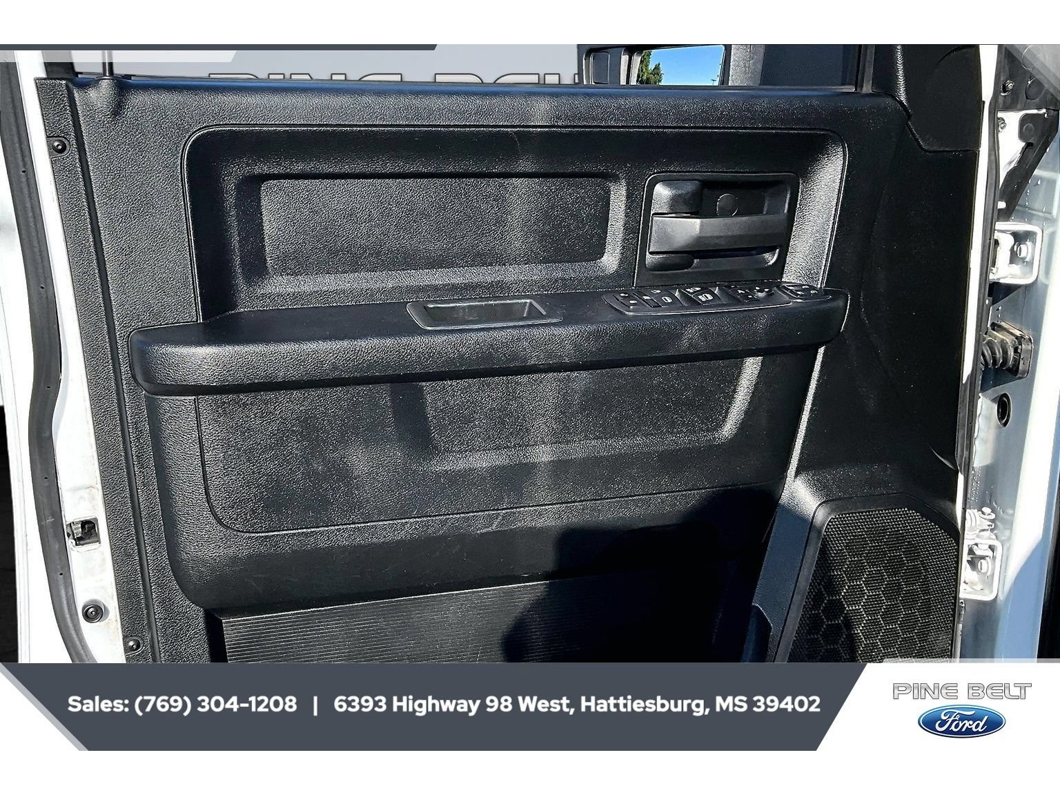 Used 2023 RAM 2500 Tradesman w/ Safety Group AWD/4WD image 19