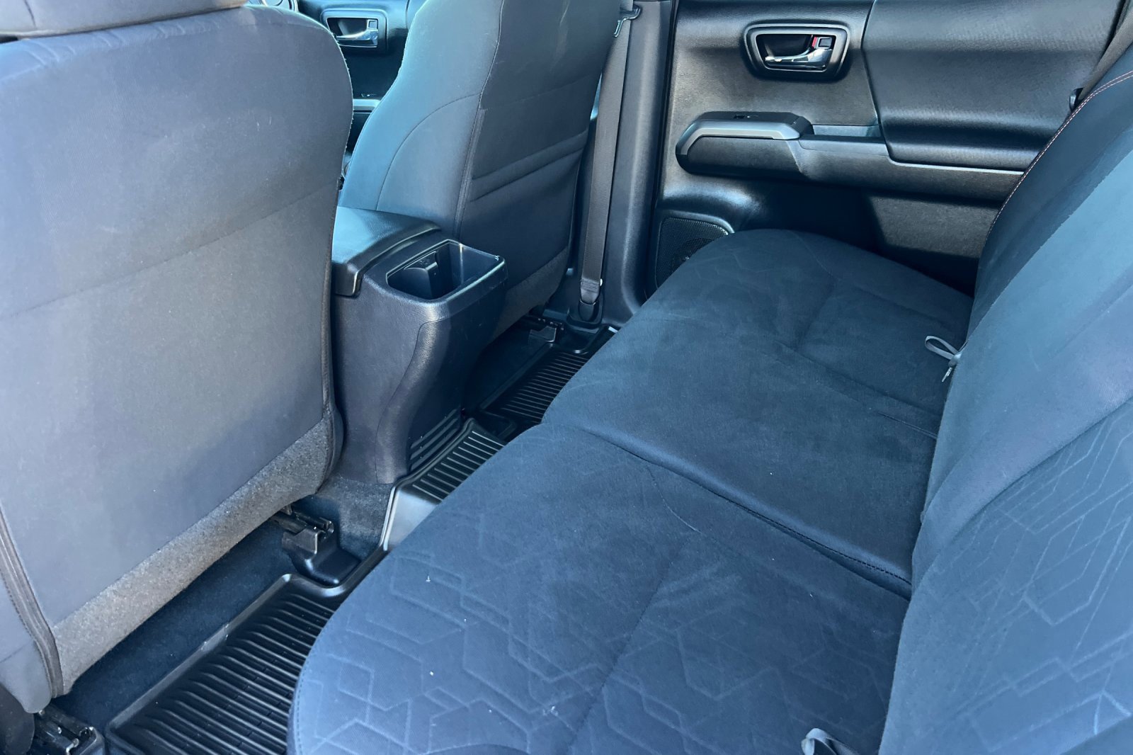 Used 2016 Toyota Tacoma TRD Off-Road image 13