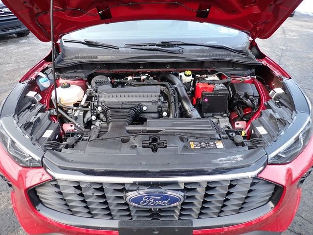 Certified 2024 Ford Escape Platinum w/ Premium Technology Package image 13