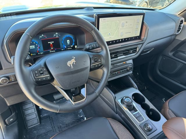 Certified 2025 Ford Bronco Sport Outer Banks w/ Outer Banks Tech Package+ AWD/4WD image 10