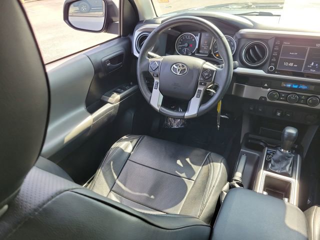 Used 2022 Toyota Tacoma SR5 w/ Technology Package RWD image 15