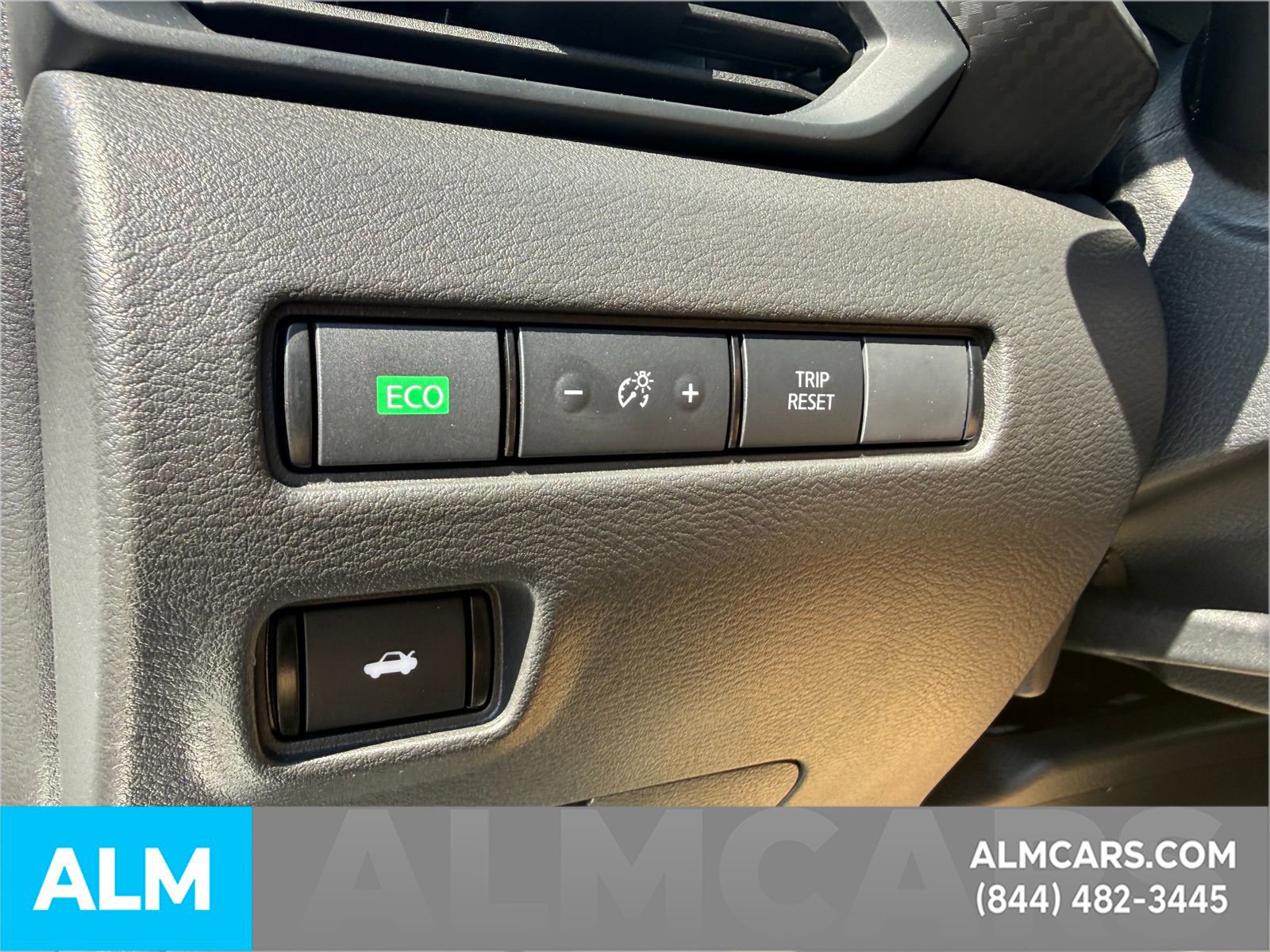 Used 2025 Nissan Sentra S image 22