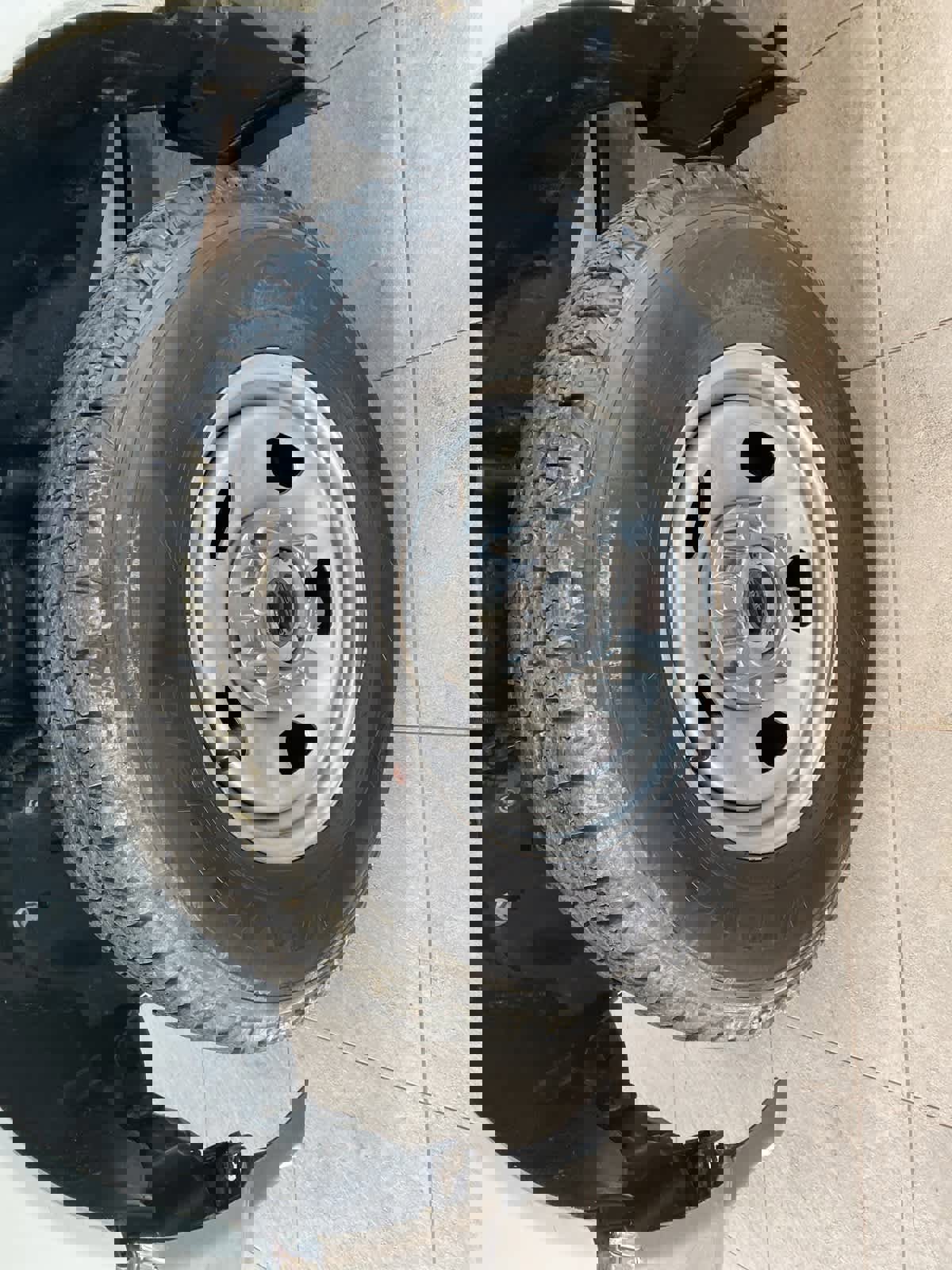 Certified 2022 Ford F350 XL w/ Power Equipment Group image 9